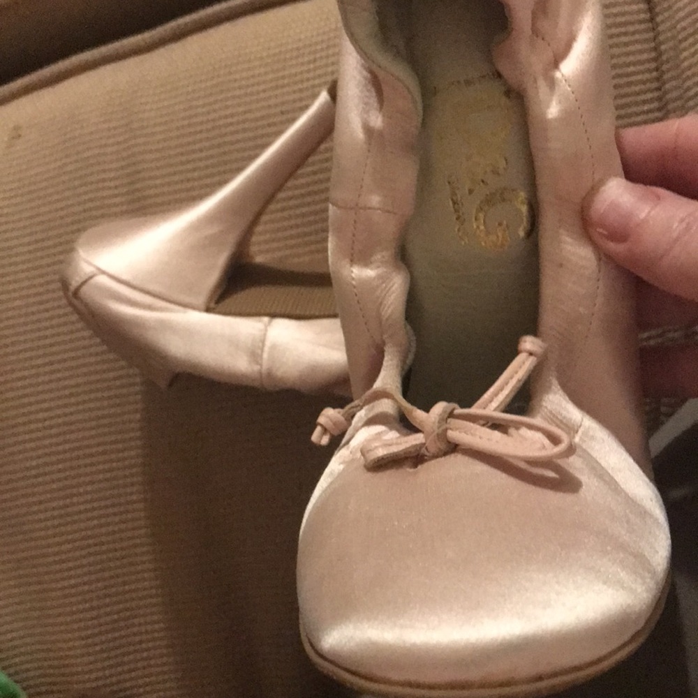 Dolce & Gabbana Petal Pink Silk Ballet heals
